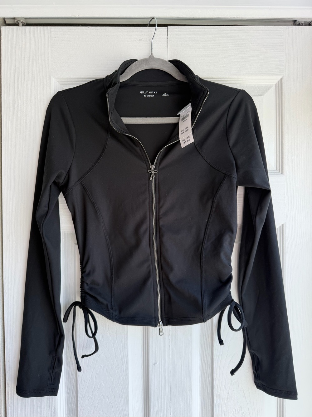 BNWT Gilly Hicks Black Zip-Up Active Jacket Medium